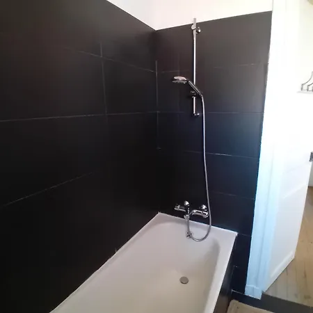Apartmán T2 Avec Vue Et Wifi - 5 Min De La - Fr-1-239-1140
